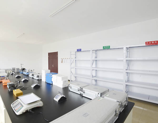 力學(xué)檢定室